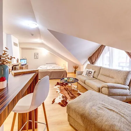 Alpine Style In The Castle By Flat Mаnager Apartment *