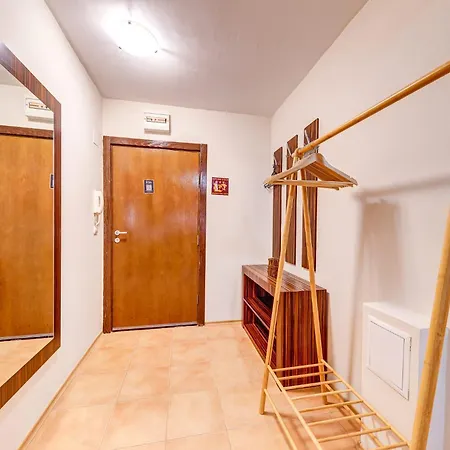 Alpine Style In The Castle By Flat Mаnager Apartment Smolyan